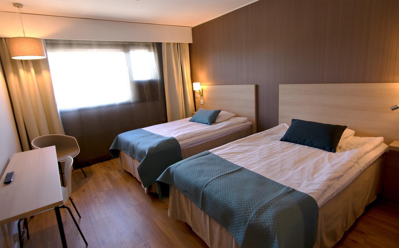Hotel Kivitasku Kaarina Extérieur photo