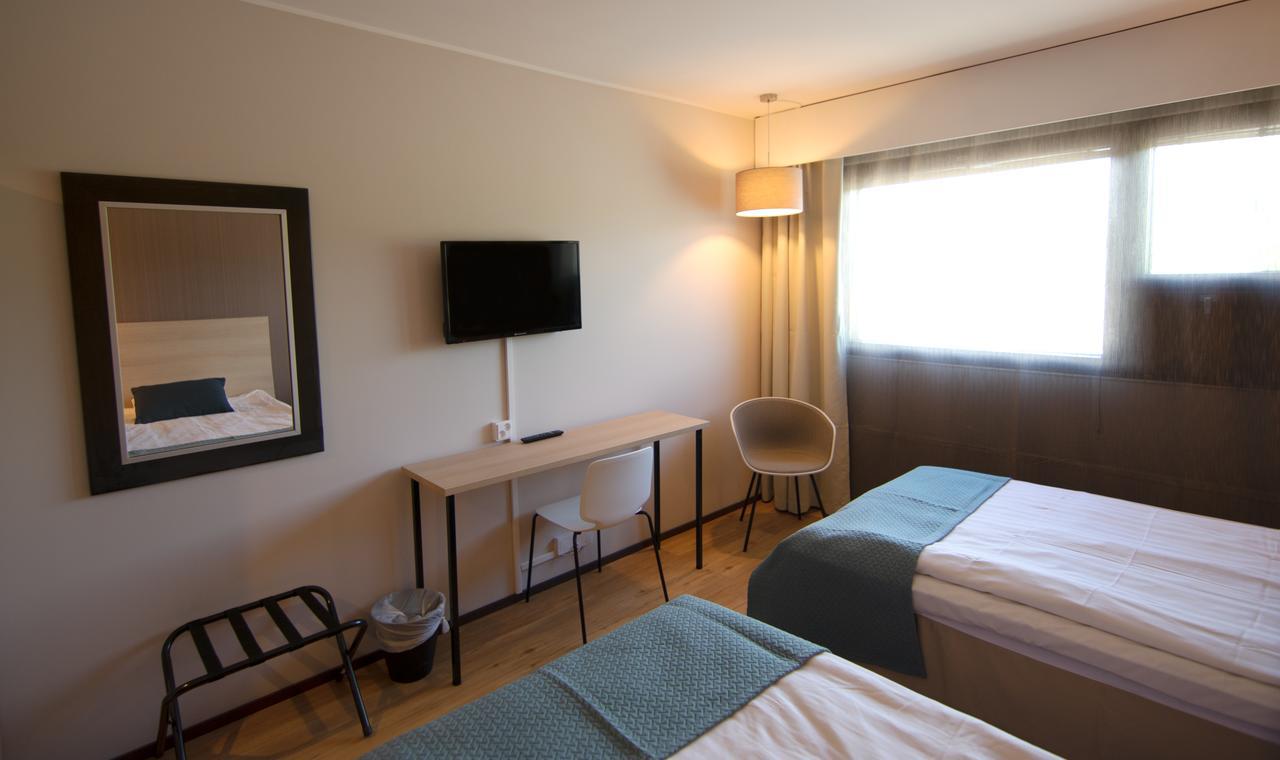 Hotel Kivitasku Kaarina Extérieur photo